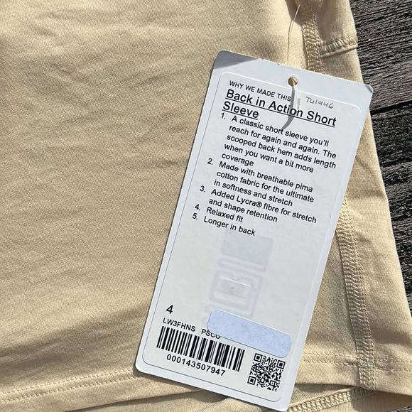 Lululemon Back in Action Short Sleeve Shirt Prosecco Size 4 NWT - Picture 3 of 6